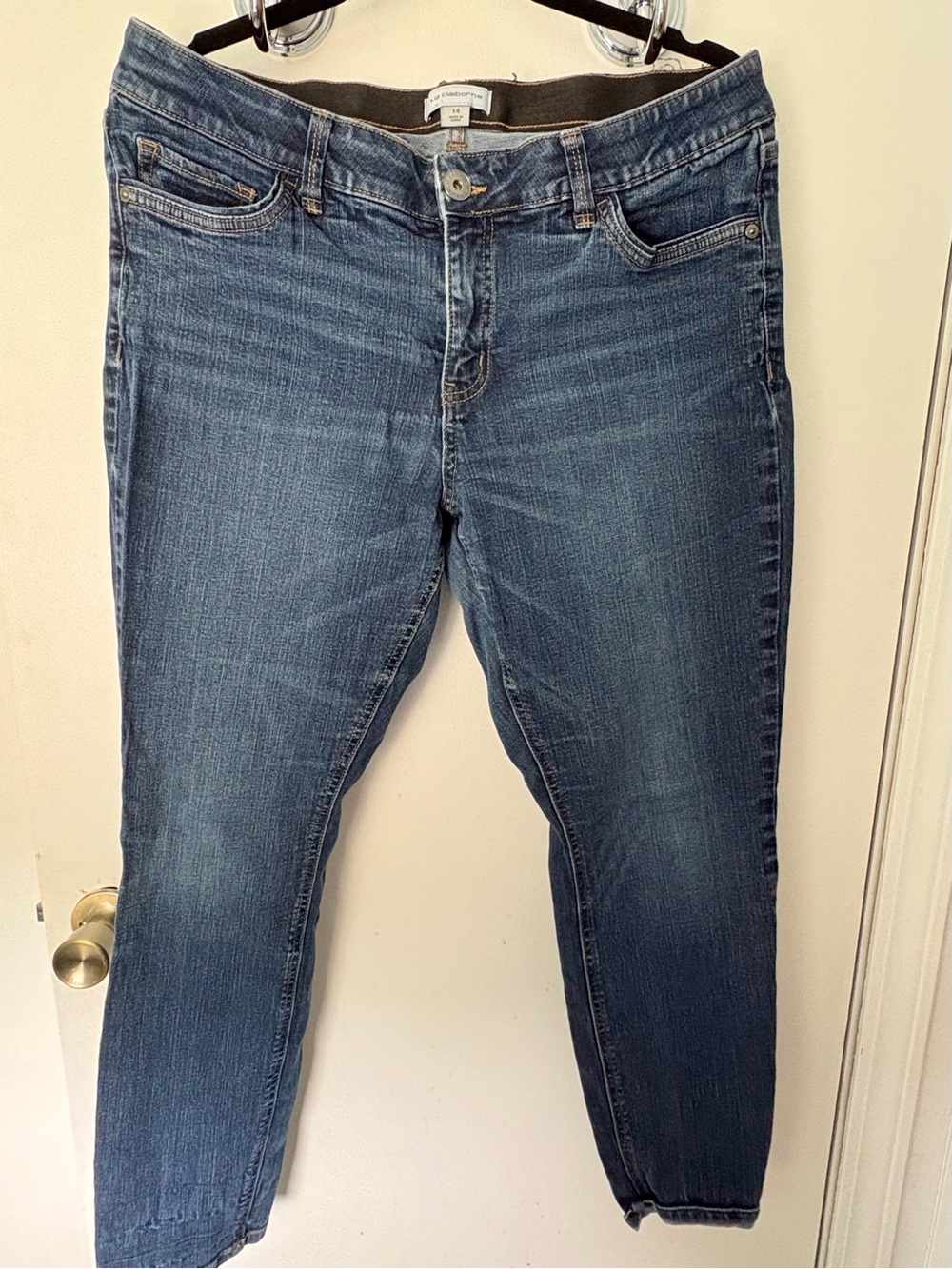 Liz Claiborne Boyfriend Jeans in Dark Blue Wash